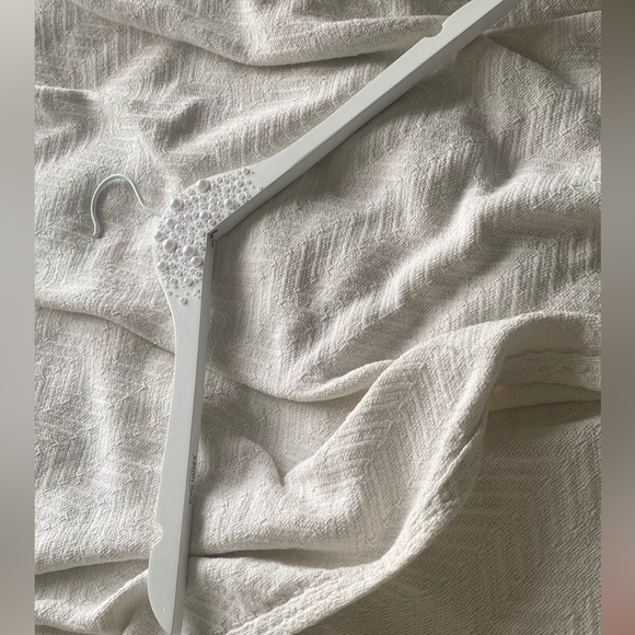 Bridal Pearl hanger - Picture 2 of 2